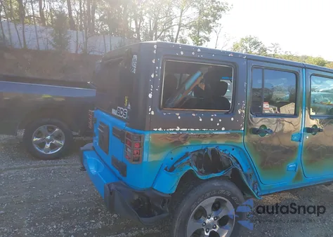 2017 Jeep Wrangler Unlimited Sahara из США, поврежденный, VIN 1C4BJWEGXHL680871